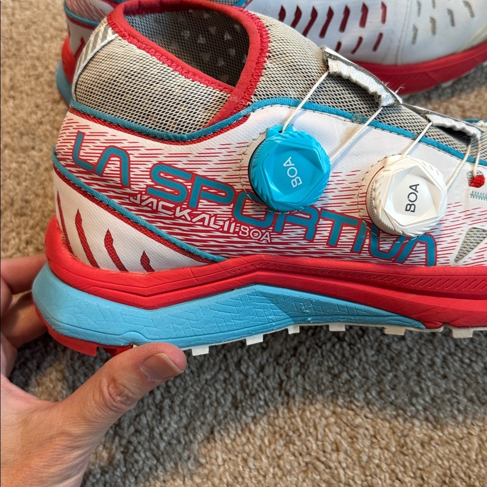 La Sportiva White Pink Trail Running Shoes with BOA Dial - Picture 6 of 11